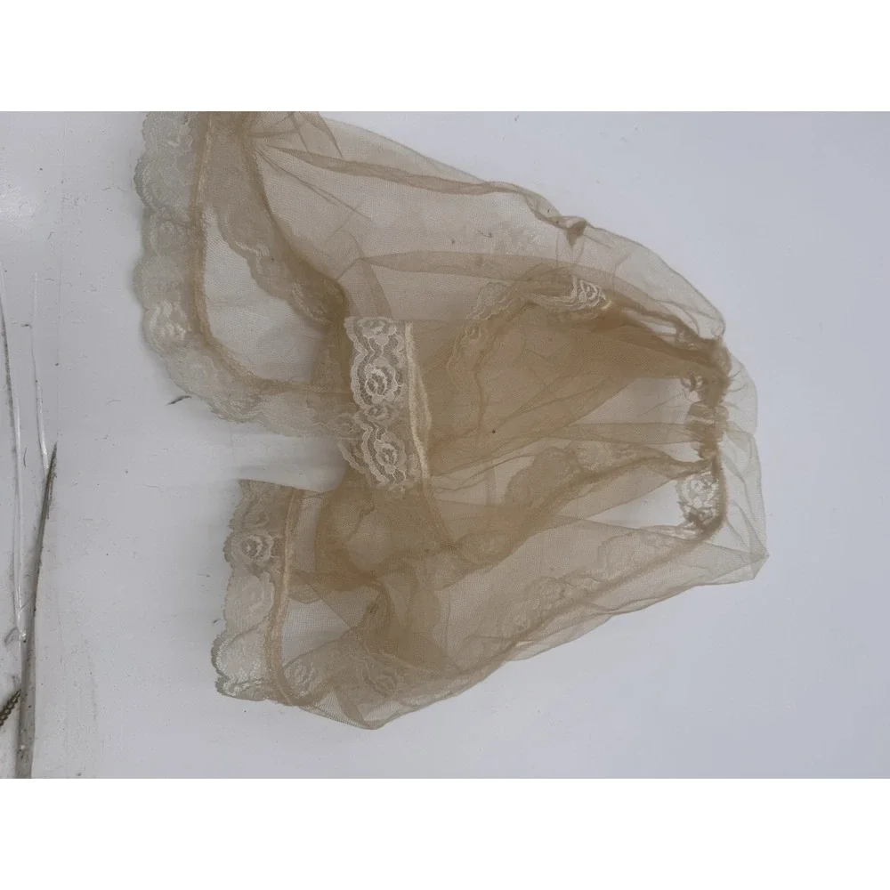 Barbie Doll Wedding Bridal Veil with Lace  Vintage Doll Accessory‎ *STAINS 70s